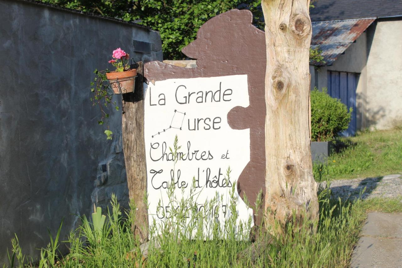 La Grande Ourse Bed & Breakfast Campan Luaran gambar